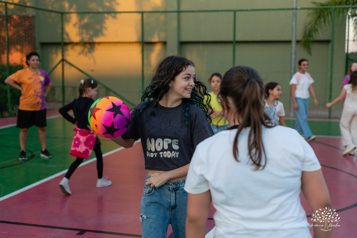 aniversário infantil - fotografia de festa - Antonio Rocha Fotografias - recreação infantil – pedescalco_recreacao - festa no condomínio - Lagos de São Gonçalo - parabéns animado - fotógrafo de aniversários - fotografia espontânea - Pelotas