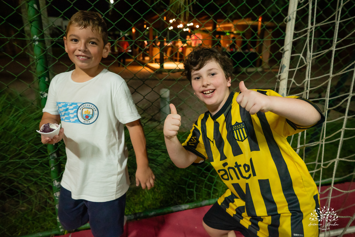 aniversário infantil - fotografia de festa - Antonio Rocha Fotografias - recreação infantil – pedescalco_recreacao - festa no condomínio - Lagos de São Gonçalo - parabéns animado - fotógrafo de aniversários - fotografia espontânea - Pelotas