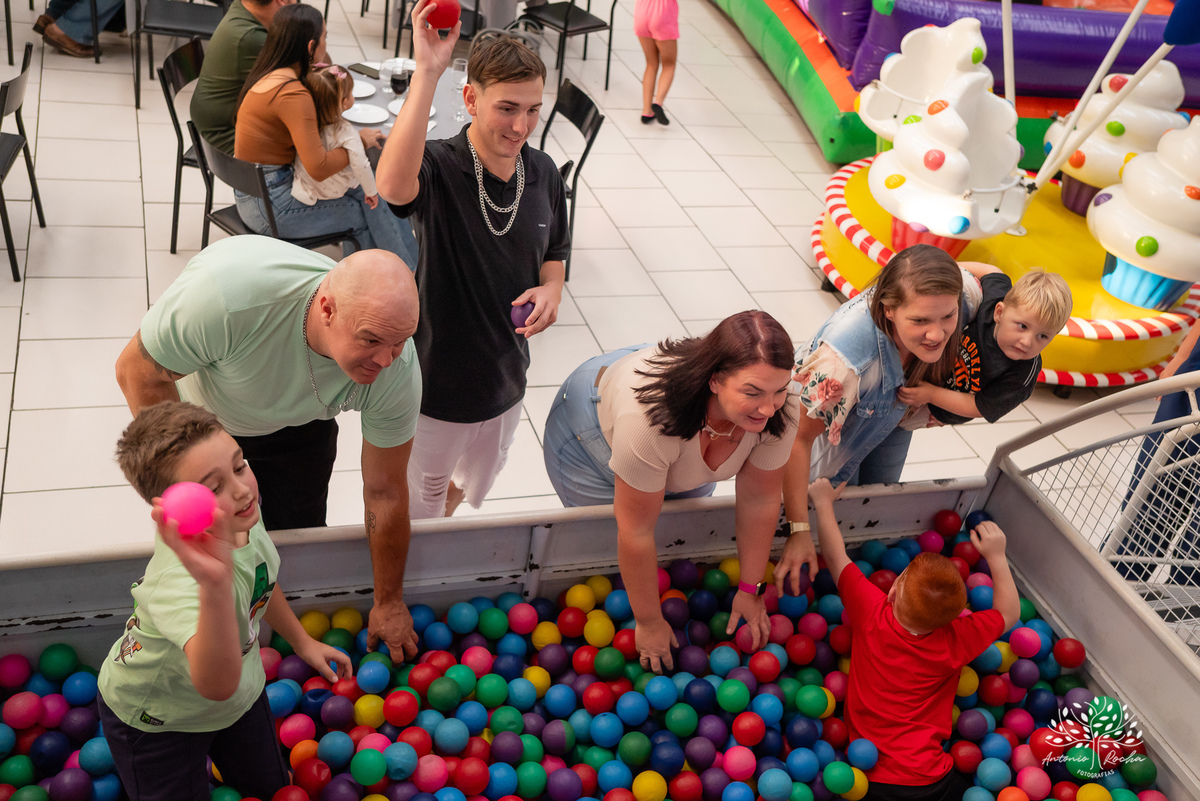 Vicente - aniversário infantil - 4 anos - festa de criança - fotografia infantil - memórias da infância - tombo legal - touro mecânico - fotografia de aniversário - família - fotos espontâneas - Antonio Rocha Fotografias - Cliff Kids - Pelotas