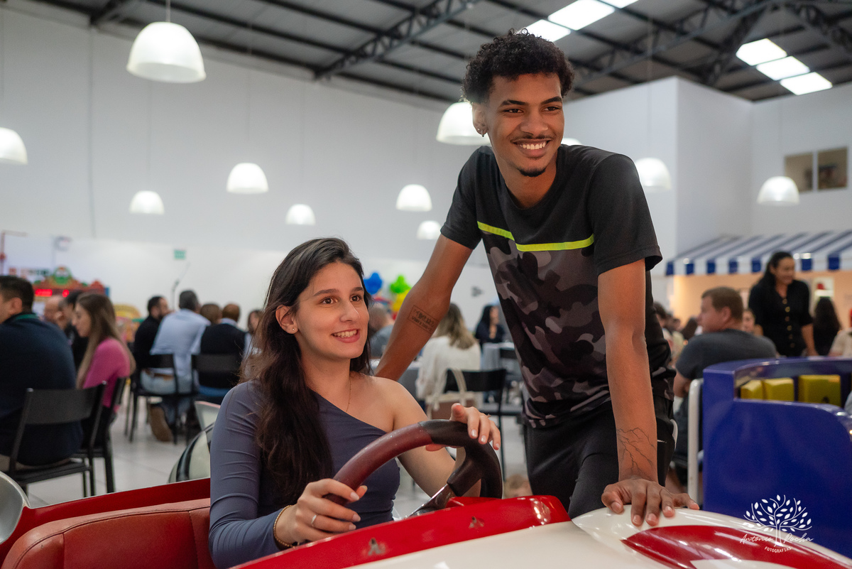 Vicente - aniversário infantil - 4 anos - festa de criança - fotografia infantil - memórias da infância - tombo legal - touro mecânico - fotografia de aniversário - família - fotos espontâneas - Antonio Rocha Fotografias - Cliff Kids - Pelotas