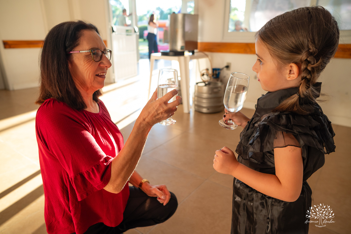 aniversário infantil - fotografia de festa - Vandinha - Clube Caça e Pesca - fotografia infantil - tobogã - festa ao ar livre - fotografia espontânea - aniversário 4 anos - fotos criativas - fotógrafo Antonio Rocha - festa com crianças – Pelotas