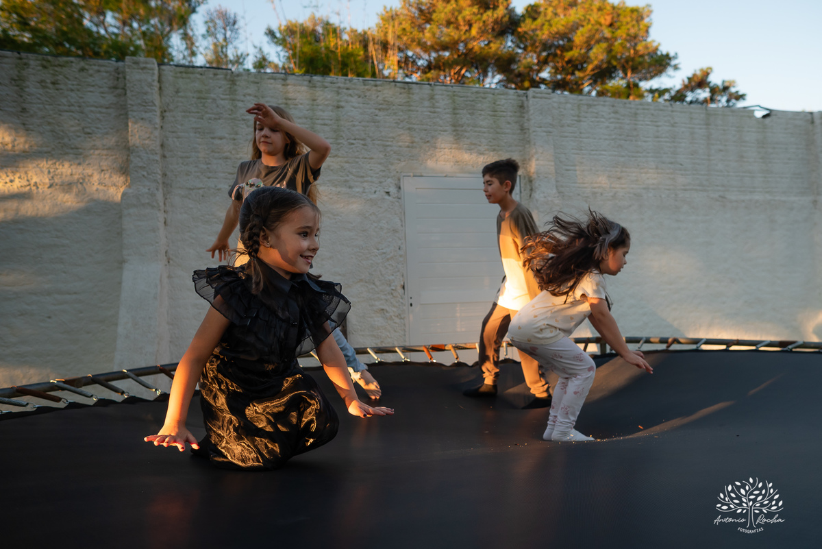 aniversário infantil - fotografia de festa - Vandinha - Clube Caça e Pesca - fotografia infantil - tobogã - festa ao ar livre - fotografia espontânea - aniversário 4 anos - fotos criativas - fotógrafo Antonio Rocha - festa com crianças – Pelotas
