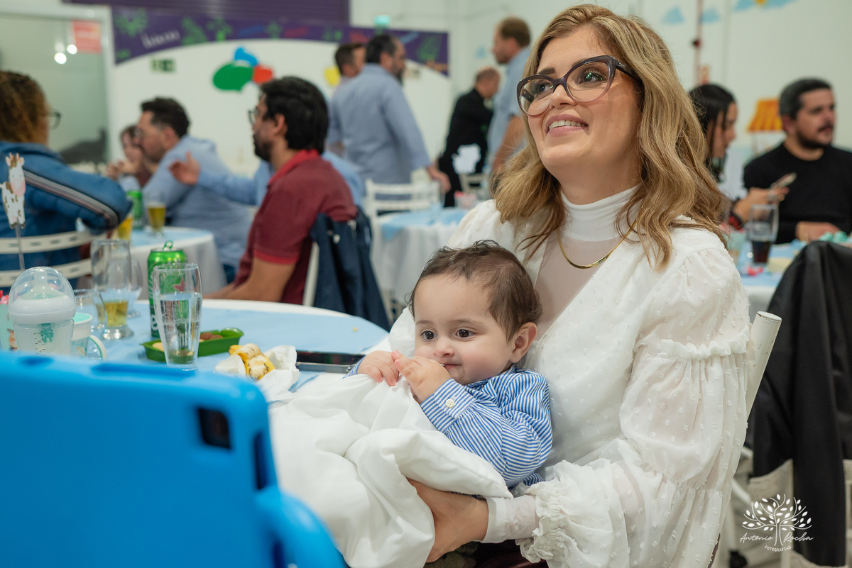 primeiro-aninho - fotografia-de-aniversário - fotógrafo-infantil - festa-na-fazendinha - fotografia-profissional - Pelotas - aniversário-de-1-ano - memórias-em-família - fotos-de-festa-infantil - Antonio-Rocha-Fotografias - ensaio-fotográfico-infantil