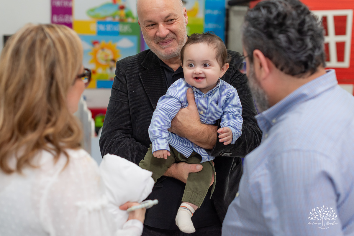 primeiro-aninho - fotografia-de-aniversário - fotógrafo-infantil - festa-na-fazendinha - fotografia-profissional - Pelotas - aniversário-de-1-ano - memórias-em-família - fotos-de-festa-infantil - Antonio-Rocha-Fotografias - ensaio-fotográfico-infantil