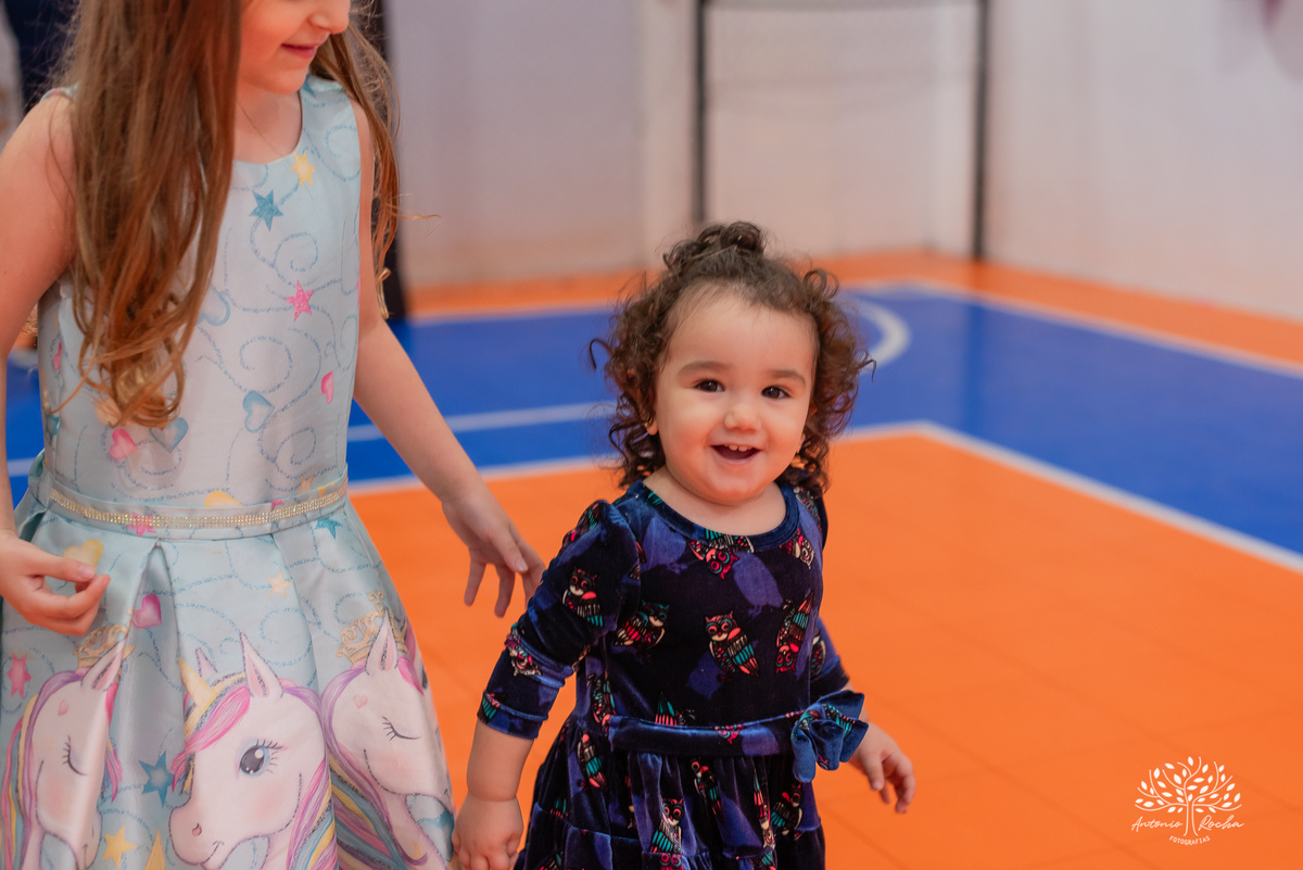 primeiro-aninho - fotografia-de-aniversário - fotógrafo-infantil - festa-na-fazendinha - fotografia-profissional - Pelotas - aniversário-de-1-ano - memórias-em-família - fotos-de-festa-infantil - Antonio-Rocha-Fotografias - ensaio-fotográfico-infantil