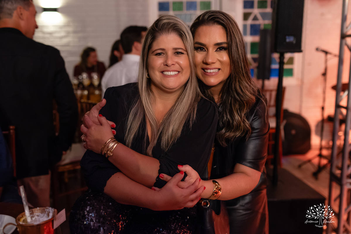 quarentou-40-anos - aniversário-40-anos - fotografia-de-eventos - fotógrafo-em-pelotas - antonio-rocha-fotografias - decoração-de-festa - cerimonial - buffet- música-ao-vivo - noite-inesquecível – os saraivas – tayefabio – lucianoortiz - dunas clube
