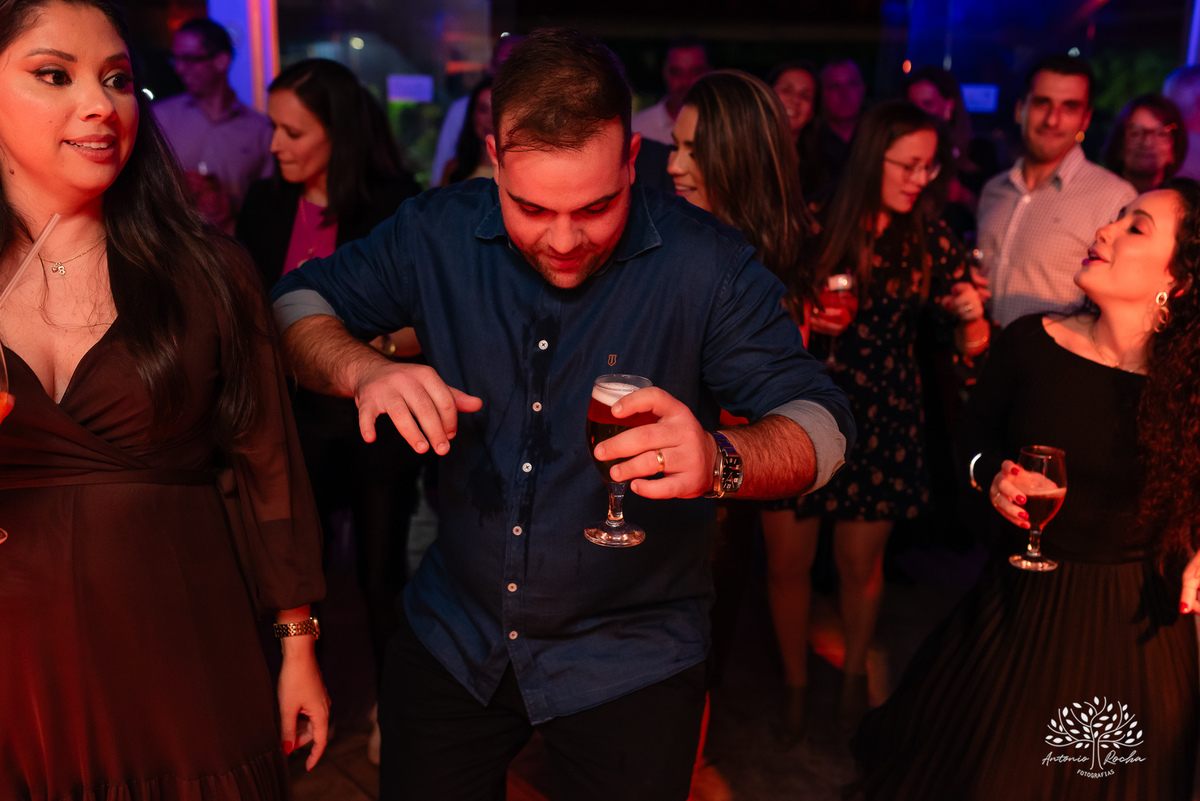 quarentou-40-anos - aniversário-40-anos - fotografia-de-eventos - fotógrafo-em-pelotas - antonio-rocha-fotografias - decoração-de-festa - cerimonial - buffet- música-ao-vivo - noite-inesquecível – os saraivas – tayefabio – lucianoortiz - dunas clube