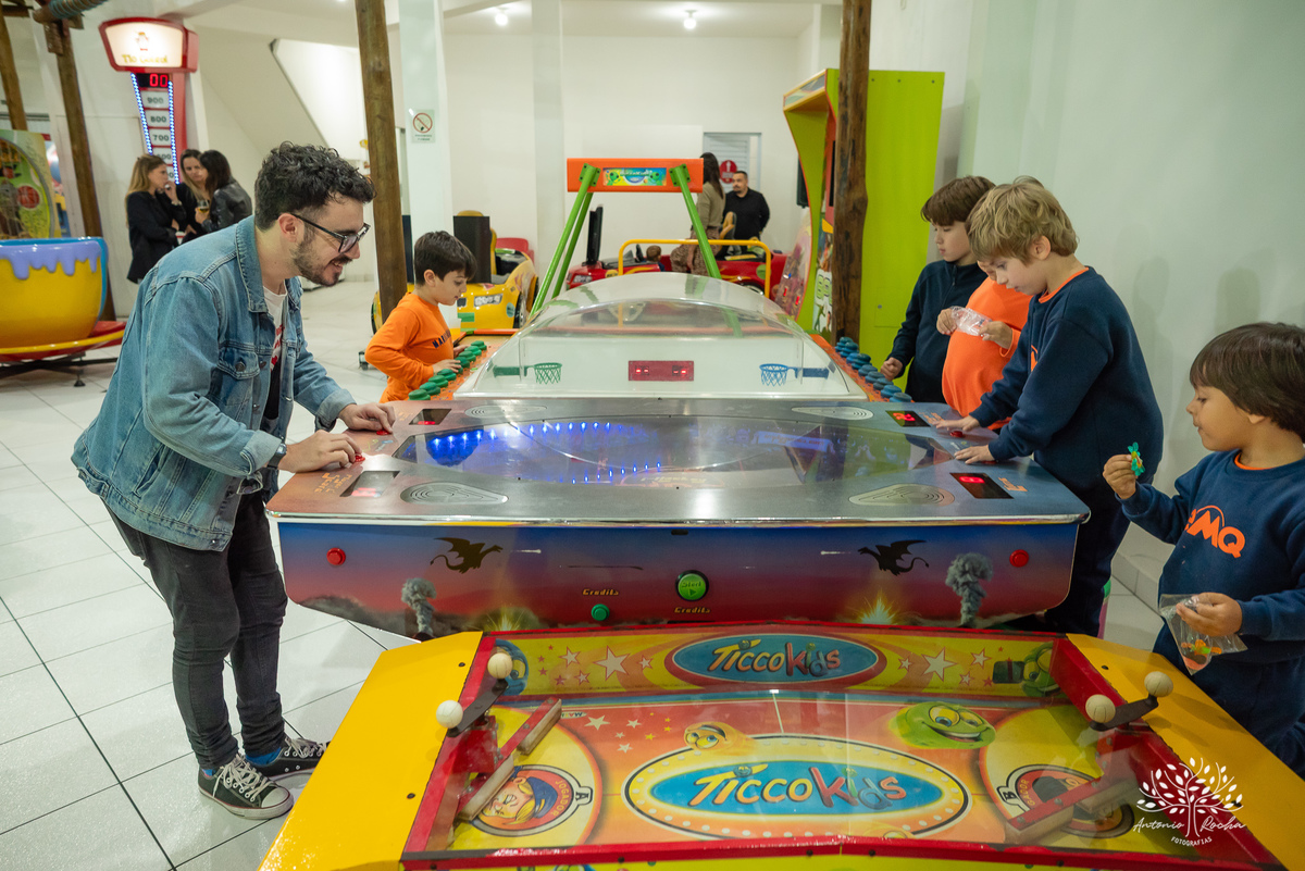 fotografo da familia – Pelotas - família-fabiola-e-andré – isadora-e-martina – Tio Guigui - stitch