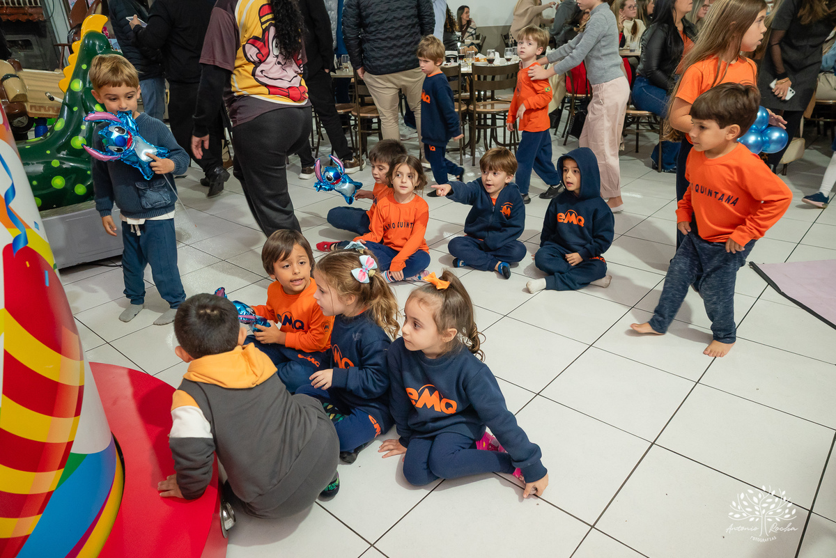 fotografo da familia – Pelotas - família-fabiola-e-andré – isadora-e-martina – Tio Guigui - stitch