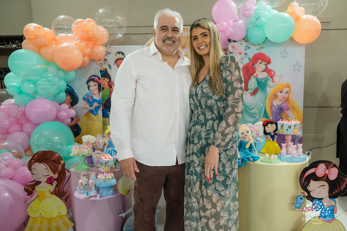 aniversário infantil - 5 anos - fotografia infantil - tema princesas - fotógrafo de crianças - fotógrafo de aniversários - Antonio Rocha Fotografias - festa encantada - fotografia profissional - fotografia criativa – tio Guigui – Pelotas - Renata
