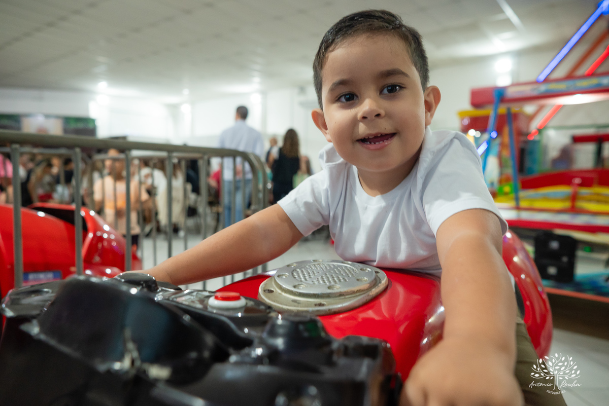 aniversário infantil - 5 anos - fotografia infantil - tema princesas - fotógrafo de crianças - fotógrafo de aniversários - Antonio Rocha Fotografias - festa encantada - fotografia profissional - fotografia criativa – tio Guigui – Pelotas - Renata