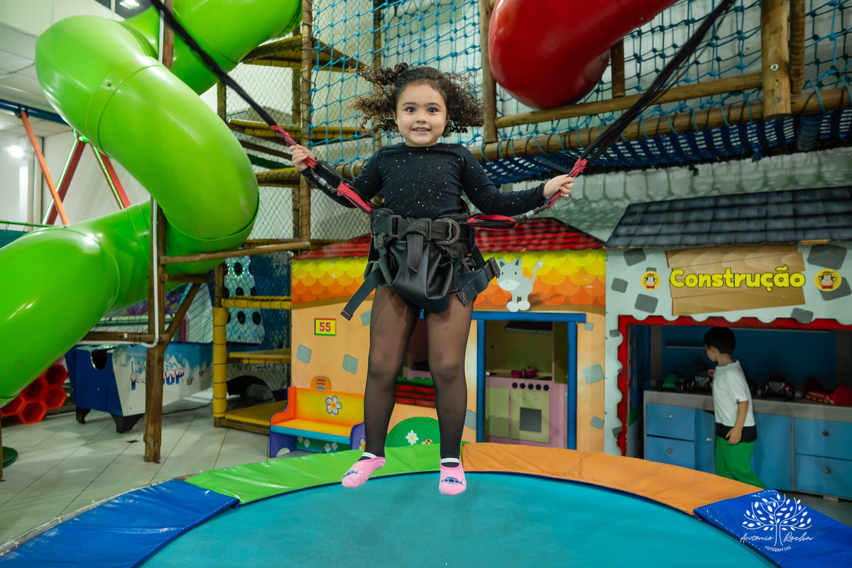 aniversário infantil - 5 anos - fotografia infantil - tema princesas - fotógrafo de crianças - fotógrafo de aniversários - Antonio Rocha Fotografias - festa encantada - fotografia profissional - fotografia criativa – tio Guigui – Pelotas - Renata