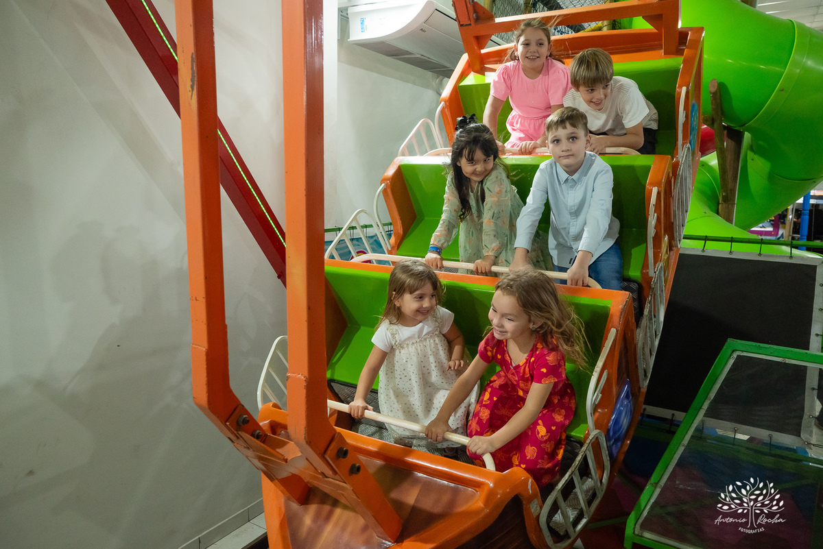 aniversário infantil - 5 anos - fotografia infantil - tema princesas - fotógrafo de crianças - fotógrafo de aniversários - Antonio Rocha Fotografias - festa encantada - fotografia profissional - fotografia criativa – tio Guigui – Pelotas - Renata