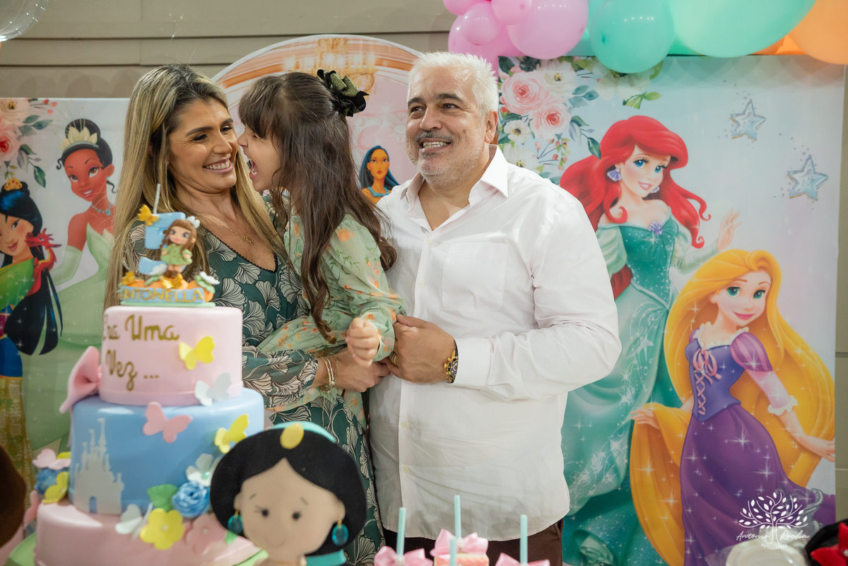 aniversário infantil - 5 anos - fotografia infantil - tema princesas - fotógrafo de crianças - fotógrafo de aniversários - Antonio Rocha Fotografias - festa encantada - fotografia profissional - fotografia criativa – tio Guigui – Pelotas - Renata