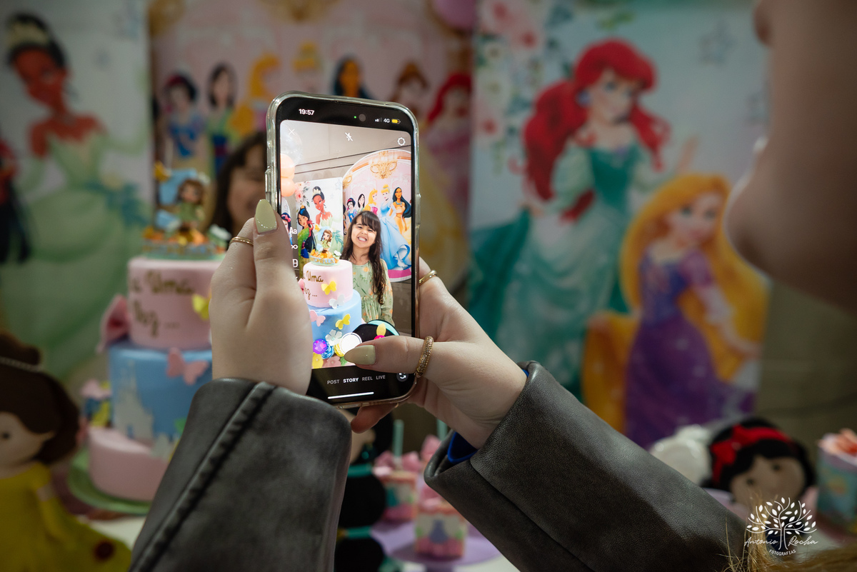aniversário infantil - 5 anos - fotografia infantil - tema princesas - fotógrafo de crianças - fotógrafo de aniversários - Antonio Rocha Fotografias - festa encantada - fotografia profissional - fotografia criativa – tio Guigui – Pelotas - Renata