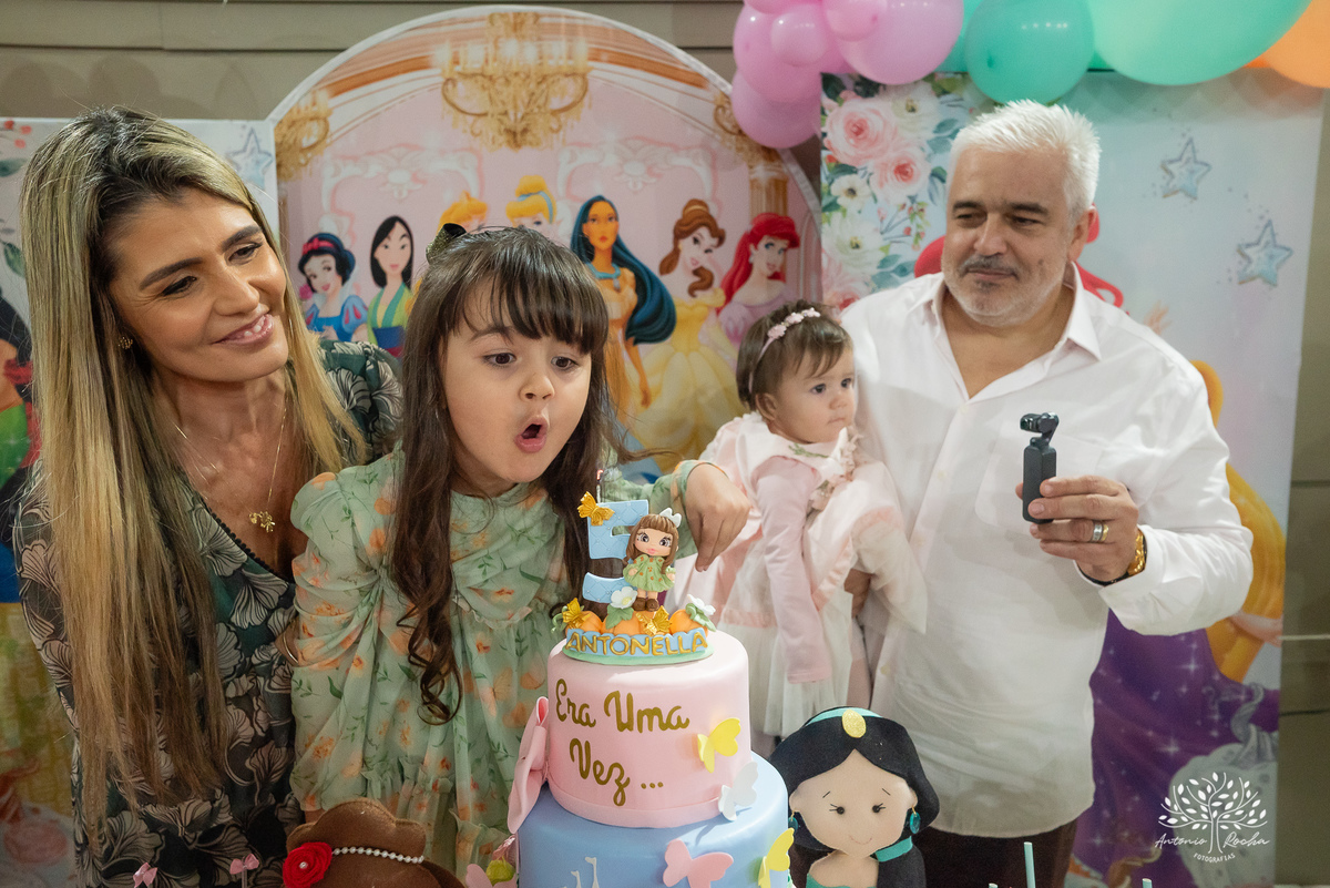 aniversário infantil - 5 anos - fotografia infantil - tema princesas - fotógrafo de crianças - fotógrafo de aniversários - Antonio Rocha Fotografias - festa encantada - fotografia profissional - fotografia criativa – tio Guigui – Pelotas - Renata