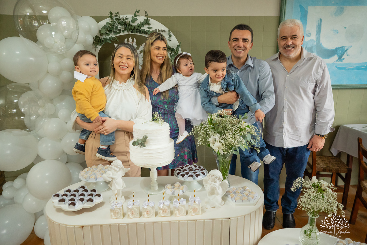 batizado infantil - cerimônia religiosa - celebração de batismo - fotógrafo de batizado - fotografia infantil - fotografia de batismo - Galeto Justini - igreja católica - batizado em família - Antonio Rocha Fotografias - Pelotas - batismo com recepção