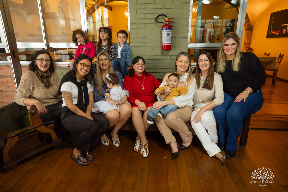 batizado infantil - cerimônia religiosa - celebração de batismo - fotógrafo de batizado - fotografia infantil - fotografia de batismo - Galeto Justini - igreja católica - batizado em família - Antonio Rocha Fotografias - Pelotas - batismo com recepção