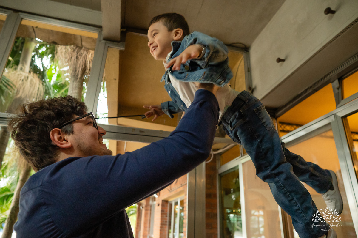 batizado infantil - cerimônia religiosa - celebração de batismo - fotógrafo de batizado - fotografia infantil - fotografia de batismo - Galeto Justini - igreja católica - batizado em família - Antonio Rocha Fotografias - Pelotas - batismo com recepção