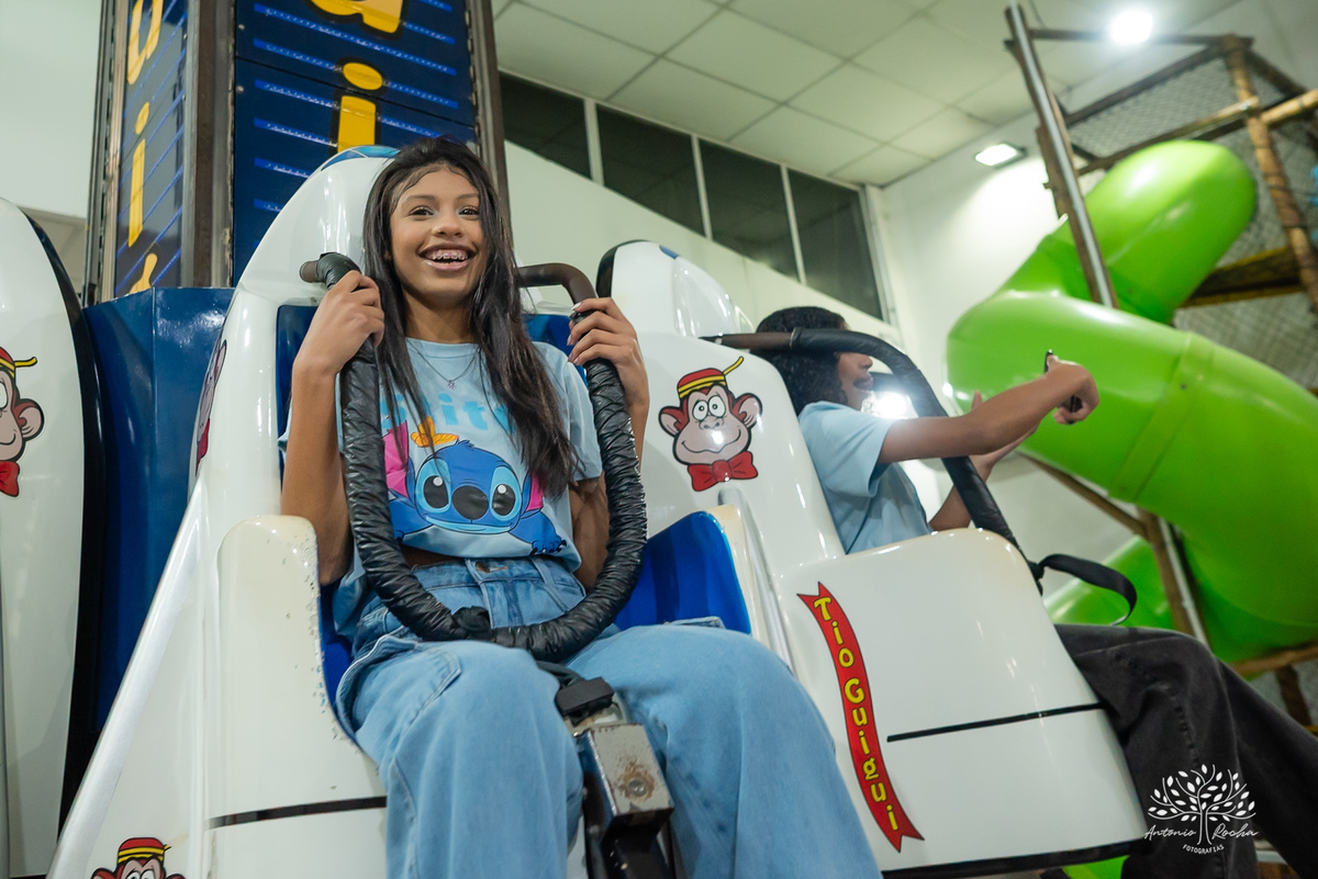 fotografia infantil - aniversário infantil - festa temática Stitch - lembranças de infância - fotógrafo de festas - Antonio Rocha Fotografias - ensaio infantil - alegria das crianças – Pelotas - ensaio com família - Tio Guigui – Festa de Criança