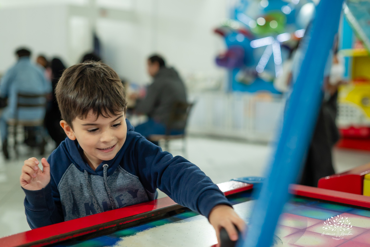 fotografia infantil - aniversário infantil - festa temática Stitch - lembranças de infância - fotógrafo de festas - Antonio Rocha Fotografias - ensaio infantil - alegria das crianças – Pelotas - ensaio com família - Tio Guigui – Festa de Criança