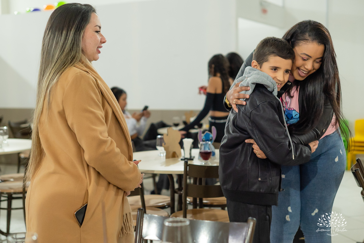 fotografia infantil - aniversário infantil - festa temática Stitch - lembranças de infância - fotógrafo de festas - Antonio Rocha Fotografias - ensaio infantil - alegria das crianças – Pelotas - ensaio com família - Tio Guigui – Festa de Criança