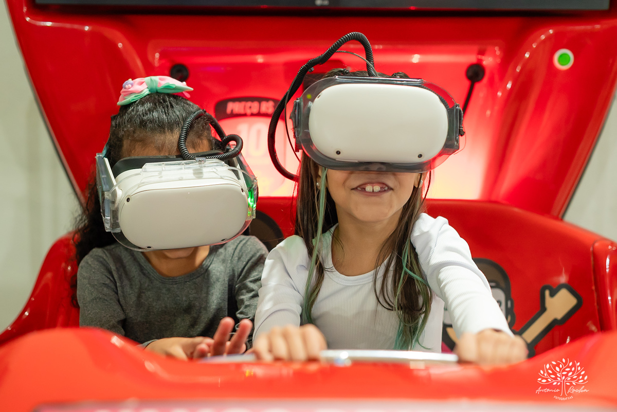 fotografia infantil - aniversário infantil - festa temática Stitch - lembranças de infância - fotógrafo de festas - Antonio Rocha Fotografias - ensaio infantil - alegria das crianças – Pelotas - ensaio com família - Tio Guigui – Festa de Criança