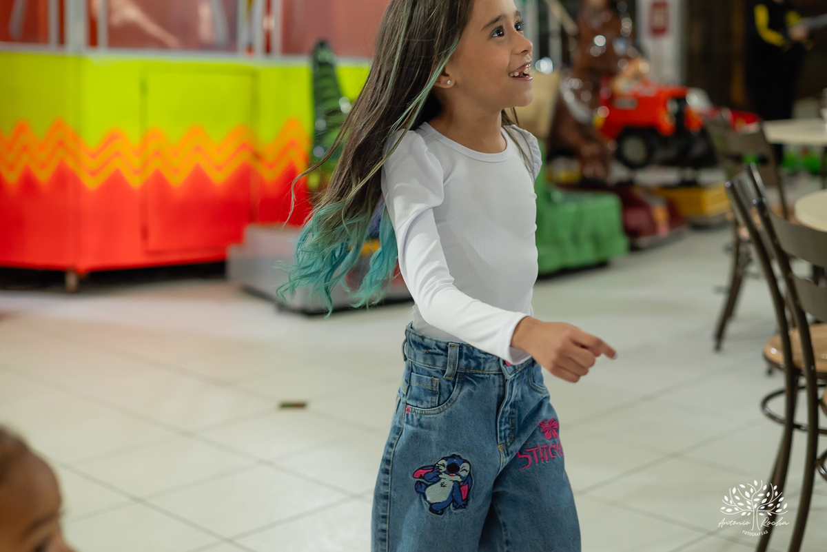 fotografia infantil - aniversário infantil - festa temática Stitch - lembranças de infância - fotógrafo de festas - Antonio Rocha Fotografias - ensaio infantil - alegria das crianças – Pelotas - ensaio com família - Tio Guigui – Festa de Criança