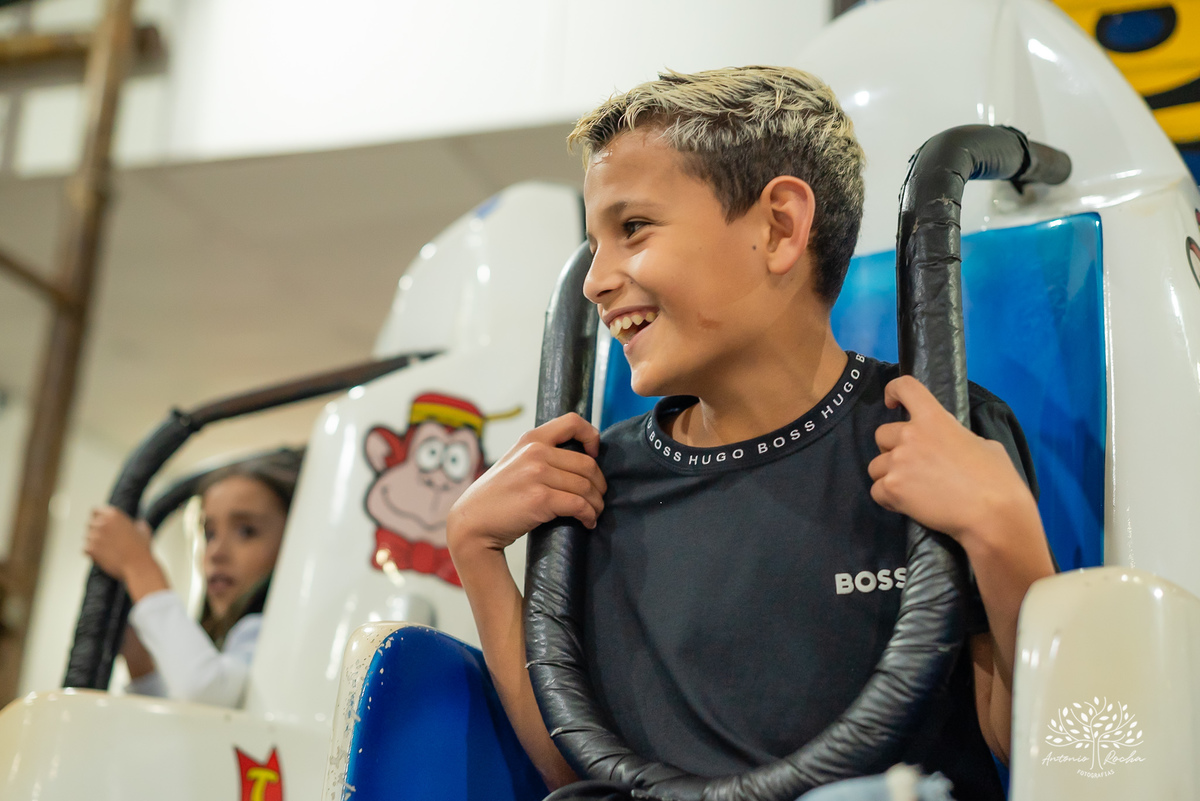 fotografia infantil - aniversário infantil - festa temática Stitch - lembranças de infância - fotógrafo de festas - Antonio Rocha Fotografias - ensaio infantil - alegria das crianças – Pelotas - ensaio com família - Tio Guigui – Festa de Criança