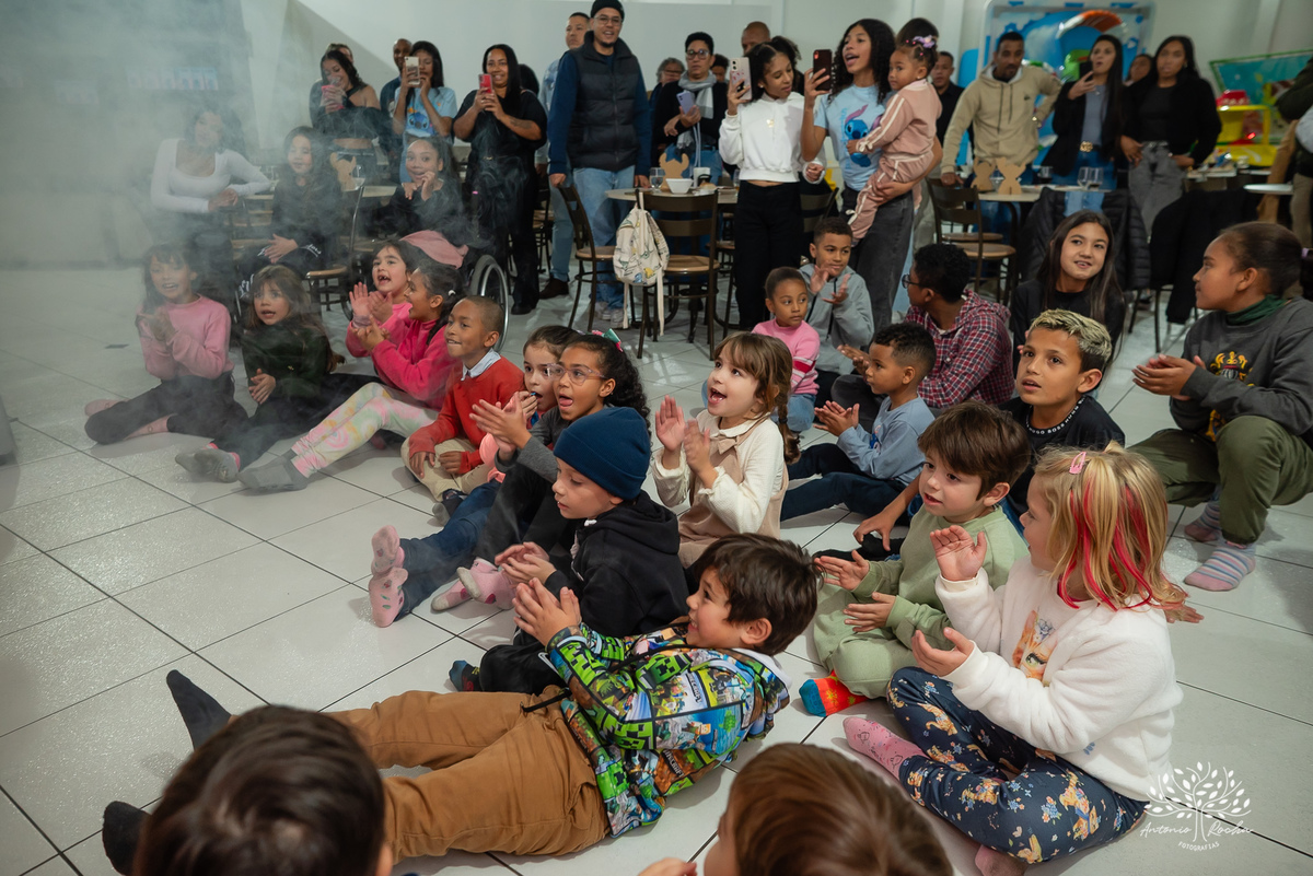 fotografia infantil - aniversário infantil - festa temática Stitch - lembranças de infância - fotógrafo de festas - Antonio Rocha Fotografias - ensaio infantil - alegria das crianças – Pelotas - ensaio com família - Tio Guigui – Festa de Criança