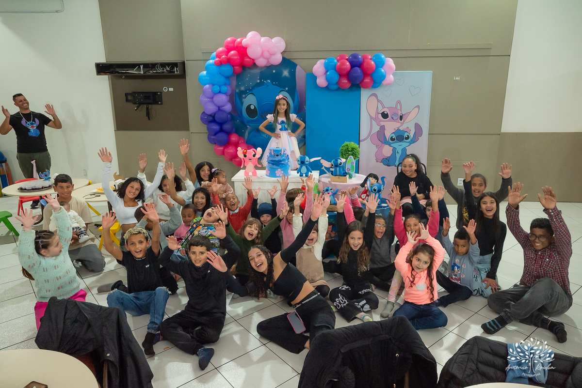 fotografia infantil - aniversário infantil - festa temática Stitch - lembranças de infância - fotógrafo de festas - Antonio Rocha Fotografias - ensaio infantil - alegria das crianças – Pelotas - ensaio com família - Tio Guigui – Festa de Criança