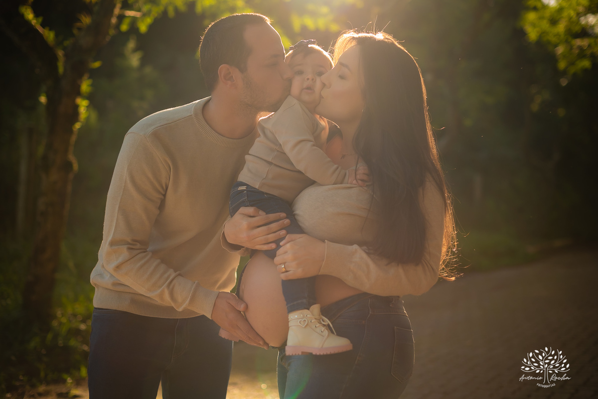 ensaio de gestante - fotografia de família - fotos ao ar livre - Acacias - espera da segunda filha - amor que cresce - especiais - Pelotas - fotos com luz natural - Antonio Rocha Fotografias – Ensaio de gestante – Fotos da Gestação – Ensaio de Gestação
