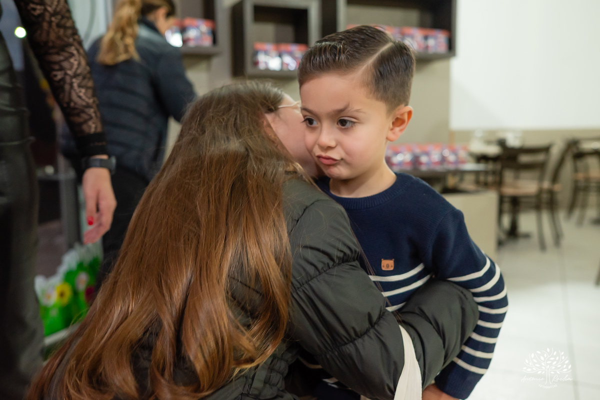 Luíz Filipe - 4 anos - aniversário infantil - festa infantil - Homem-Aranha - fantasia infantil - show do parabéns - fotografia de aniversário - fotógrafo de crianças - Tio Guigui – Pelotas – Super heróis – teia do homem aranha - Antonio Rocha Fotografias