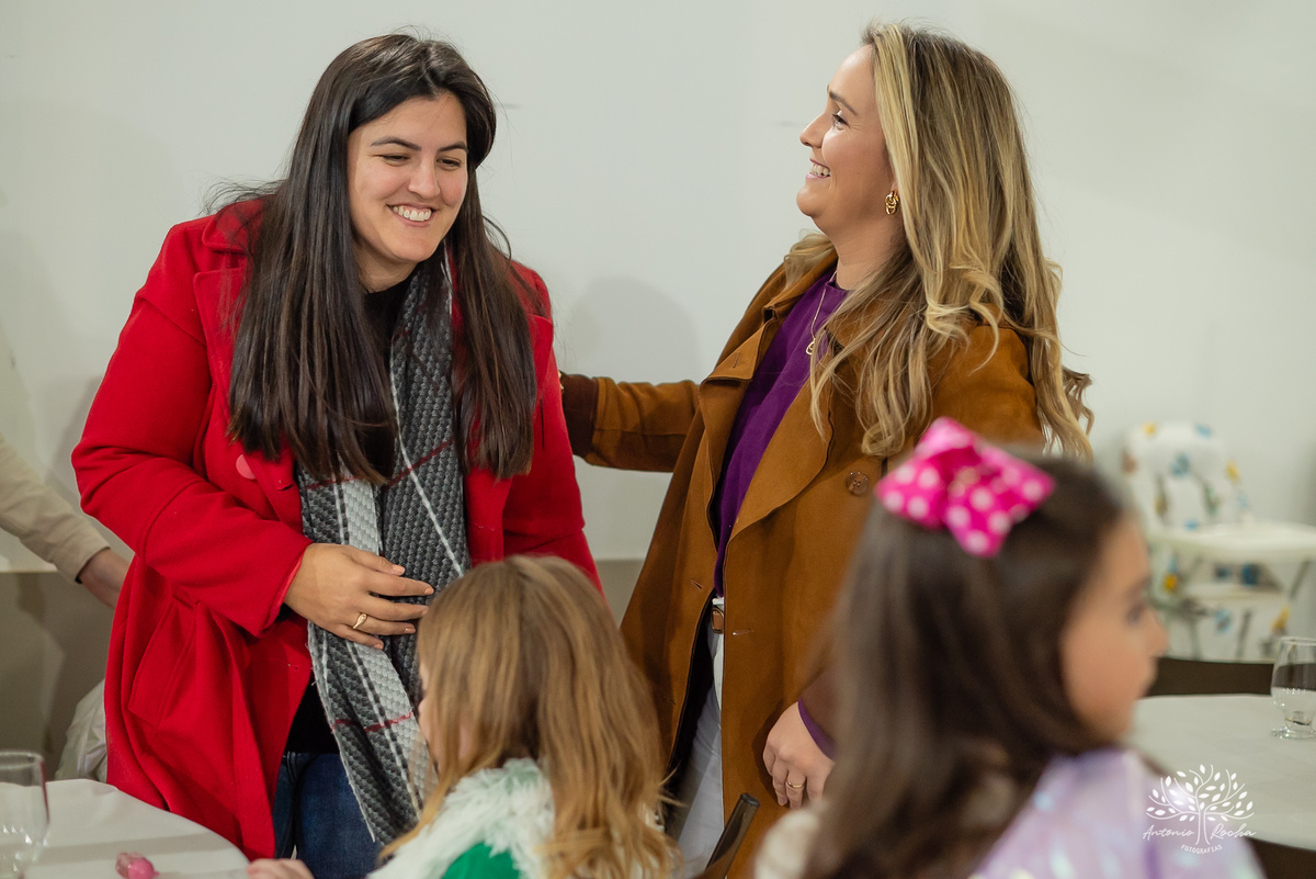 aniversário infantil - fotografia de aniversário - fotógrafa de crianças - fotos espontâneas - fotógrafo profissional - Antonio Rocha Fotografias - festa infantil alegre - aniversário com amigos - fotografia documental – tio Guigui - Pelotas - borboletas