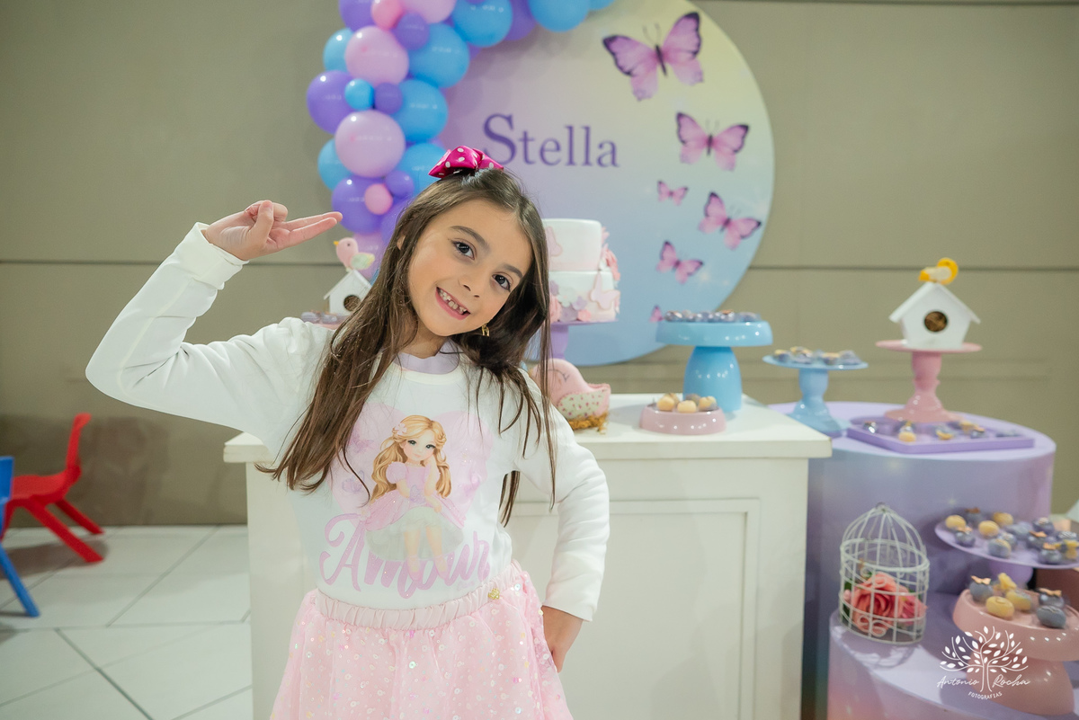 aniversário infantil - fotografia de aniversário - fotógrafa de crianças - fotos espontâneas - fotógrafo profissional - Antonio Rocha Fotografias - festa infantil alegre - aniversário com amigos - fotografia documental – tio Guigui - Pelotas - borboletas
