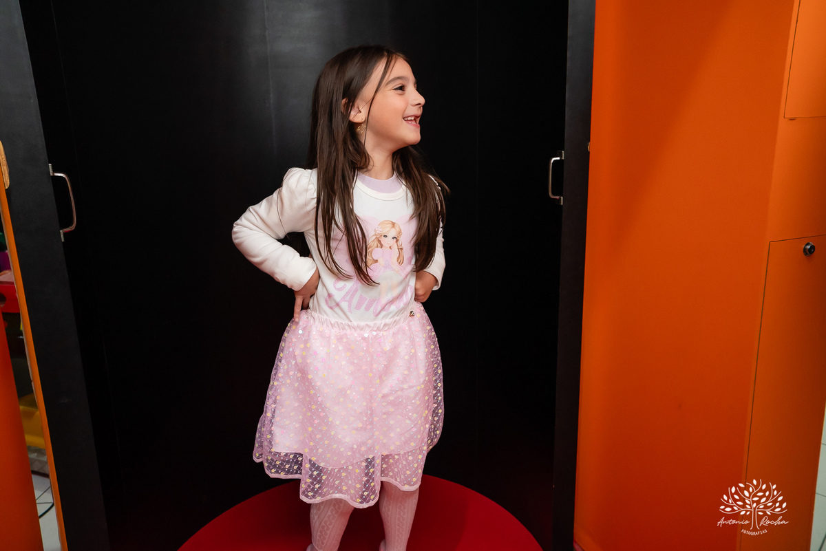 aniversário infantil - fotografia de aniversário - fotógrafa de crianças - fotos espontâneas - fotógrafo profissional - Antonio Rocha Fotografias - festa infantil alegre - aniversário com amigos - fotografia documental – tio Guigui - Pelotas - borboletas