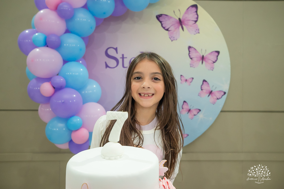 aniversário infantil - fotografia de aniversário - fotógrafa de crianças - fotos espontâneas - fotógrafo profissional - Antonio Rocha Fotografias - festa infantil alegre - aniversário com amigos - fotografia documental – tio Guigui - Pelotas - borboletas