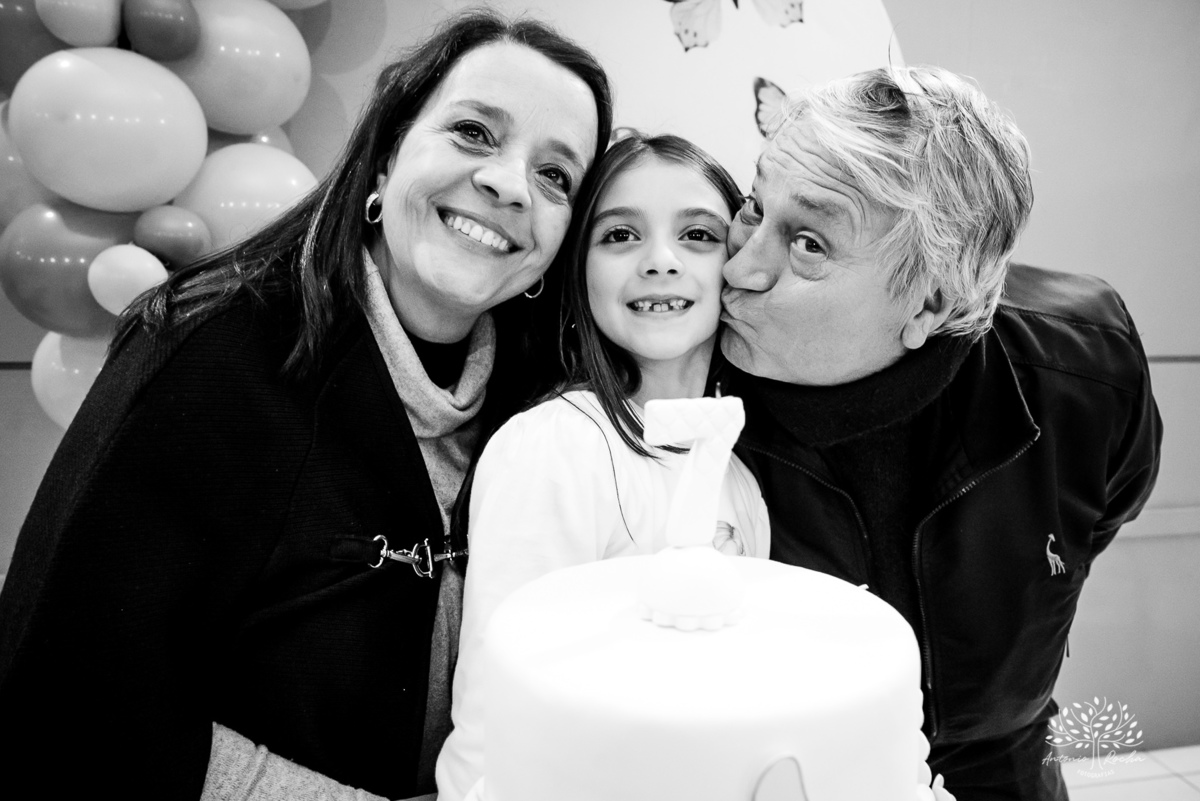 aniversário infantil - fotografia de aniversário - fotógrafa de crianças - fotos espontâneas - fotógrafo profissional - Antonio Rocha Fotografias - festa infantil alegre - aniversário com amigos - fotografia documental – tio Guigui - Pelotas - borboletas