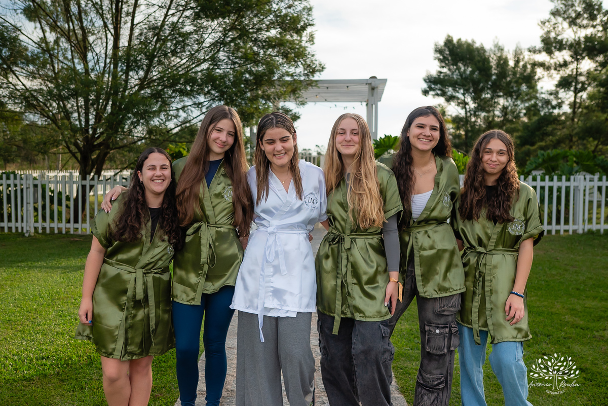 festa-15-anos - debutante - chácara-do-amanhecer - making-of - homenagem - pista-de-dança - fotografia-de-festa - antonio-rocha-fotografias – lavie eventos – storymaker Luan – Pelotas – Antonio Rocha Fotografias – grupo malv – personalizados de 15 anos