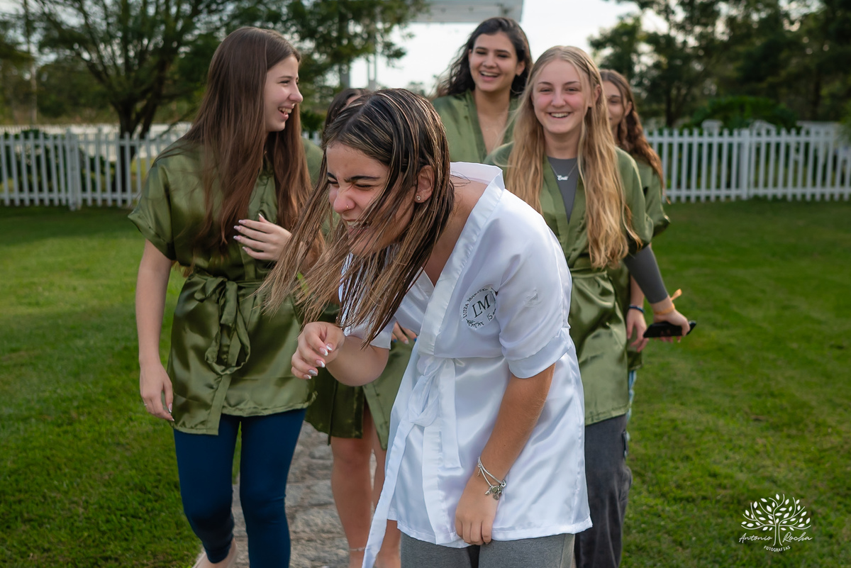 festa-15-anos - debutante - chácara-do-amanhecer - making-of - homenagem - pista-de-dança - fotografia-de-festa - antonio-rocha-fotografias – lavie eventos – storymaker Luan – Pelotas – Antonio Rocha Fotografias – grupo malv – personalizados de 15 anos