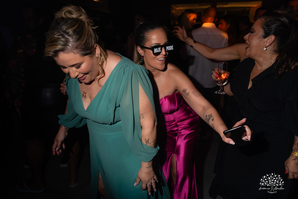 festa-15-anos - debutante - chácara-do-amanhecer - making-of - homenagem - pista-de-dança - fotografia-de-festa - antonio-rocha-fotografias – lavie eventos – storymaker Luan – Pelotas – Antonio Rocha Fotografias – grupo malv – personalizados de 15 anos