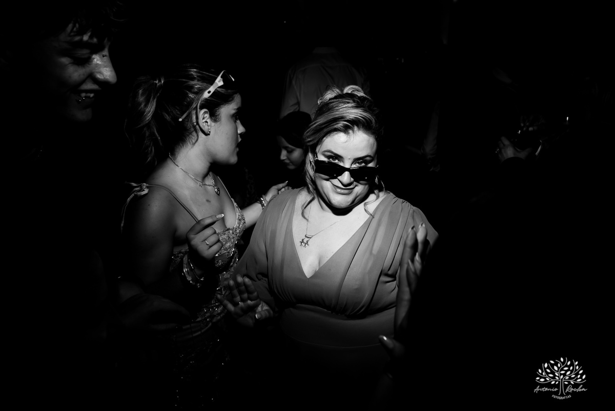 festa-15-anos - debutante - chácara-do-amanhecer - making-of - homenagem - pista-de-dança - fotografia-de-festa - antonio-rocha-fotografias – lavie eventos – storymaker Luan – Pelotas – Antonio Rocha Fotografias – grupo malv – personalizados de 15 anos