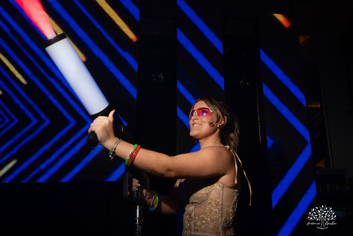 festa-15-anos - debutante - chácara-do-amanhecer - making-of - homenagem - pista-de-dança - fotografia-de-festa - antonio-rocha-fotografias – lavie eventos – storymaker Luan – Pelotas – Antonio Rocha Fotografias – grupo malv – personalizados de 15 anos