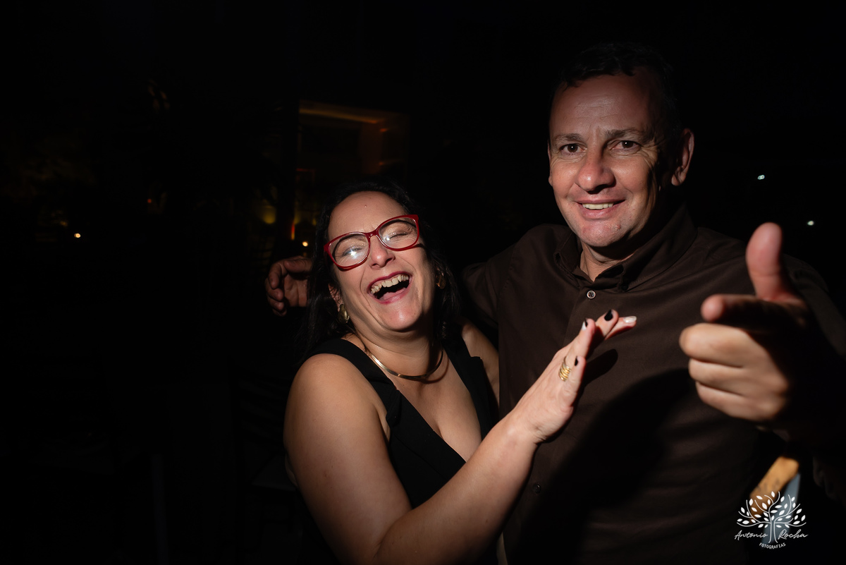 festa-15-anos - debutante - chácara-do-amanhecer - making-of - homenagem - pista-de-dança - fotografia-de-festa - antonio-rocha-fotografias – lavie eventos – storymaker Luan – Pelotas – Antonio Rocha Fotografias – grupo malv – personalizados de 15 anos