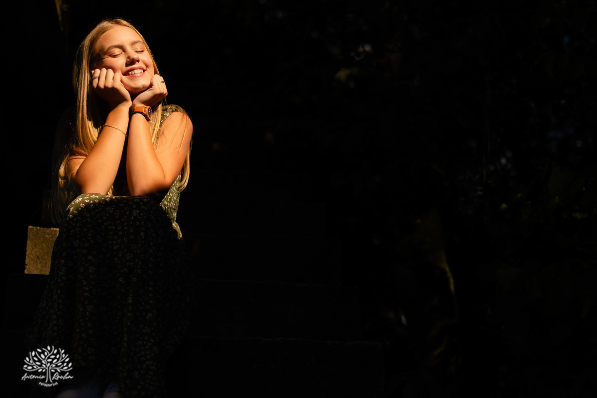 Maria Eduarda - luz - alegria - intensidade - ensaio - família - Chácara da Família Fiss - JUCRE - dança - sorriso - autenticidade - leveza - debutante – 15 anos - fotos - registros - Antonio Rocha Fotografias - Pelotas - Fotógrafo de 15 anos - Ensaio