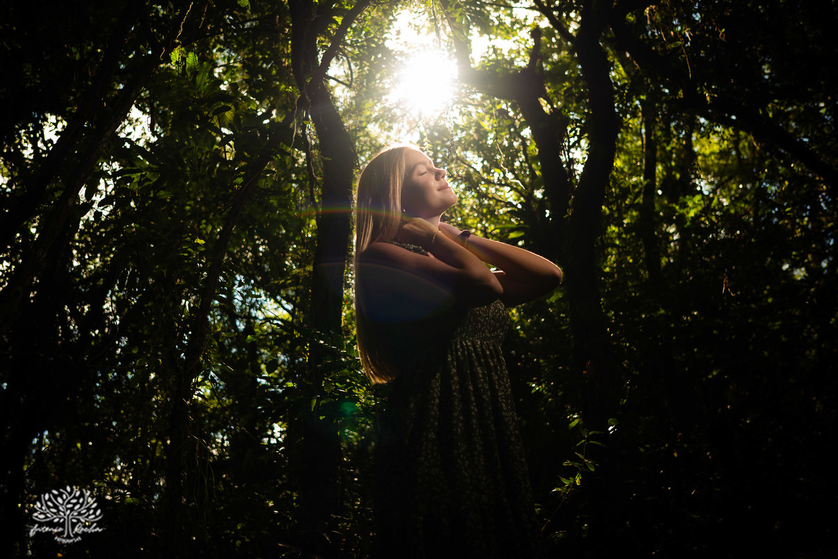 Maria Eduarda - luz - alegria - intensidade - ensaio - família - Chácara da Família Fiss - JUCRE - dança - sorriso - autenticidade - leveza - debutante – 15 anos - fotos - registros - Antonio Rocha Fotografias - Pelotas - Fotógrafo de 15 anos - Ensaio