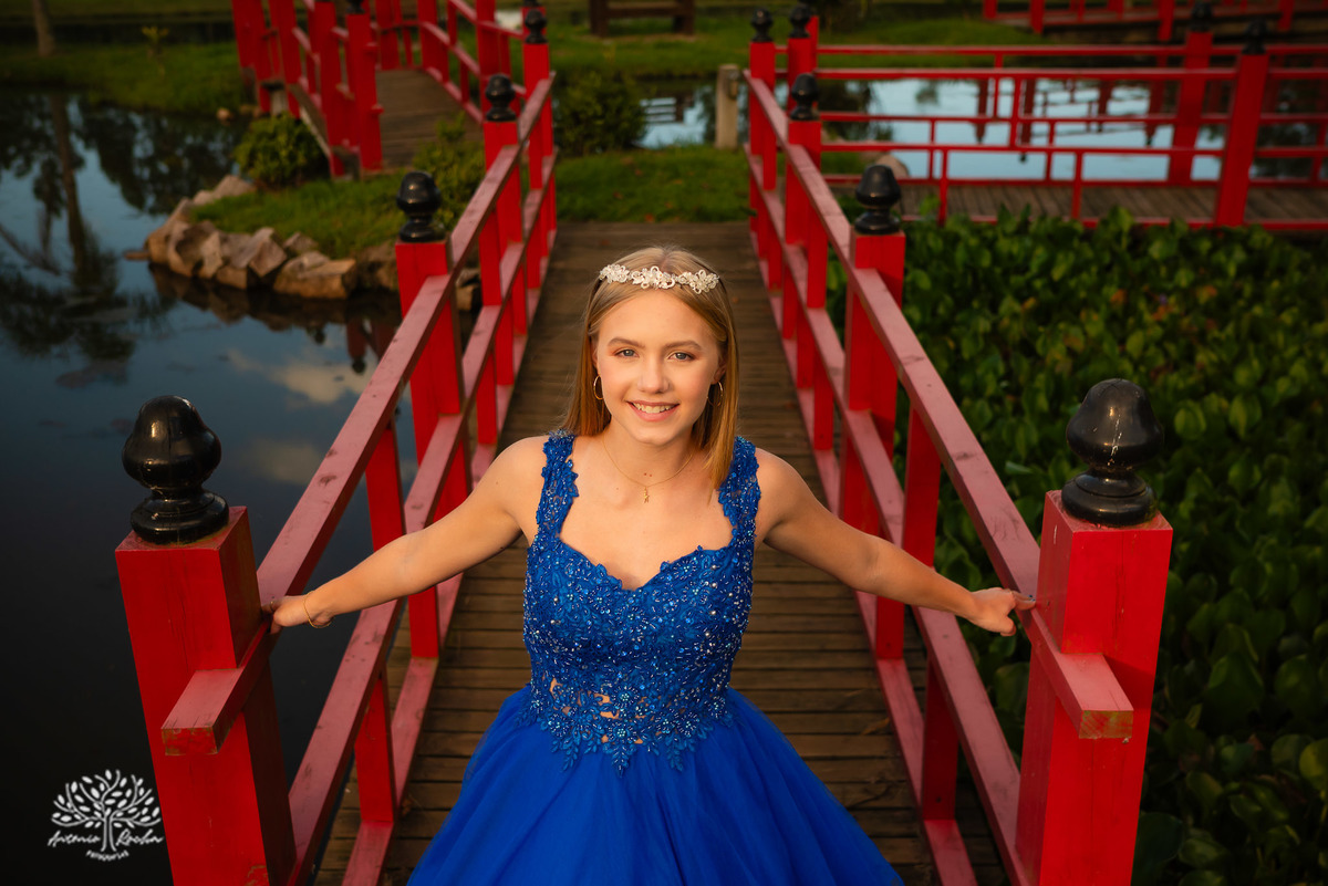 Maria Eduarda - luz - alegria - intensidade - ensaio - família - Chácara da Família Fiss - JUCRE - dança - sorriso - autenticidade - leveza - debutante – 15 anos - fotos - registros - Antonio Rocha Fotografias - Pelotas - Fotógrafo de 15 anos - Ensaio