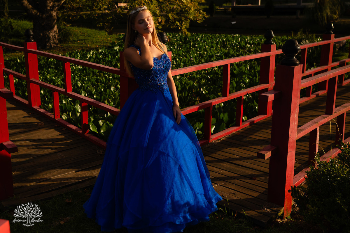 Maria Eduarda - luz - alegria - intensidade - ensaio - família - Chácara da Família Fiss - JUCRE - dança - sorriso - autenticidade - leveza - debutante – 15 anos - fotos - registros - Antonio Rocha Fotografias - Pelotas - Fotógrafo de 15 anos - Ensaio