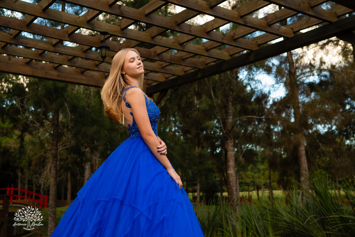 Maria Eduarda - luz - alegria - intensidade - ensaio - família - Chácara da Família Fiss - JUCRE - dança - sorriso - autenticidade - leveza - debutante – 15 anos - fotos - registros - Antonio Rocha Fotografias - Pelotas - Fotógrafo de 15 anos - Ensaio