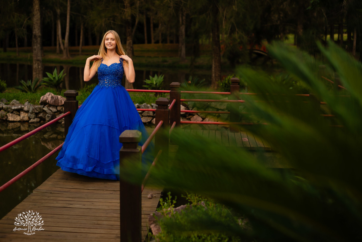 Maria Eduarda - luz - alegria - intensidade - ensaio - família - Chácara da Família Fiss - JUCRE - dança - sorriso - autenticidade - leveza - debutante – 15 anos - fotos - registros - Antonio Rocha Fotografias - Pelotas - Fotógrafo de 15 anos - Ensaio